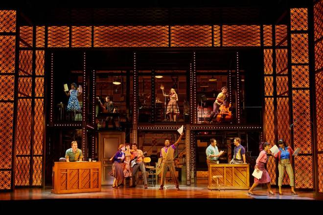 3-Beautiful-The-Carole-King-Musical-London